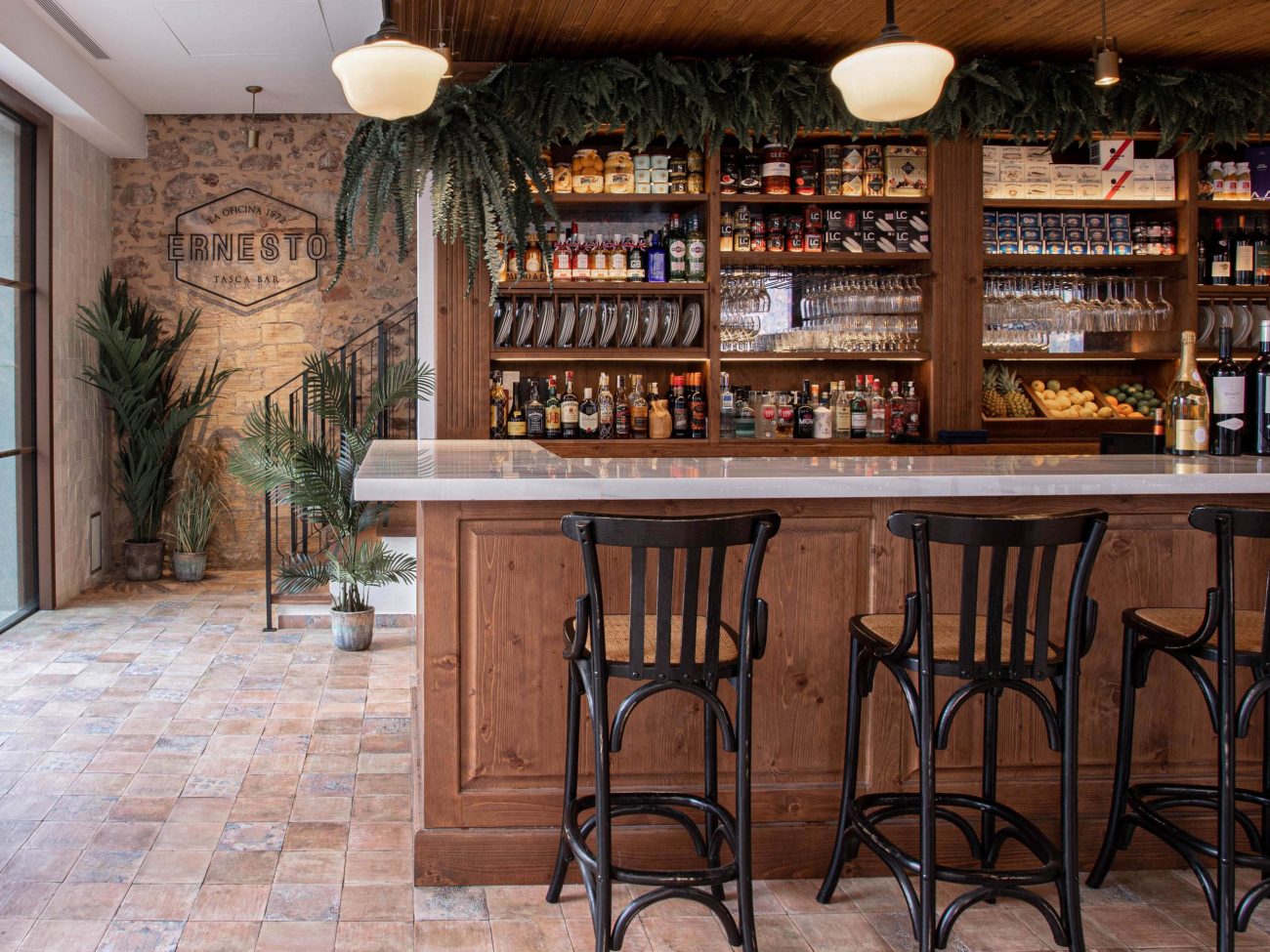 Tasca Ernesto barra