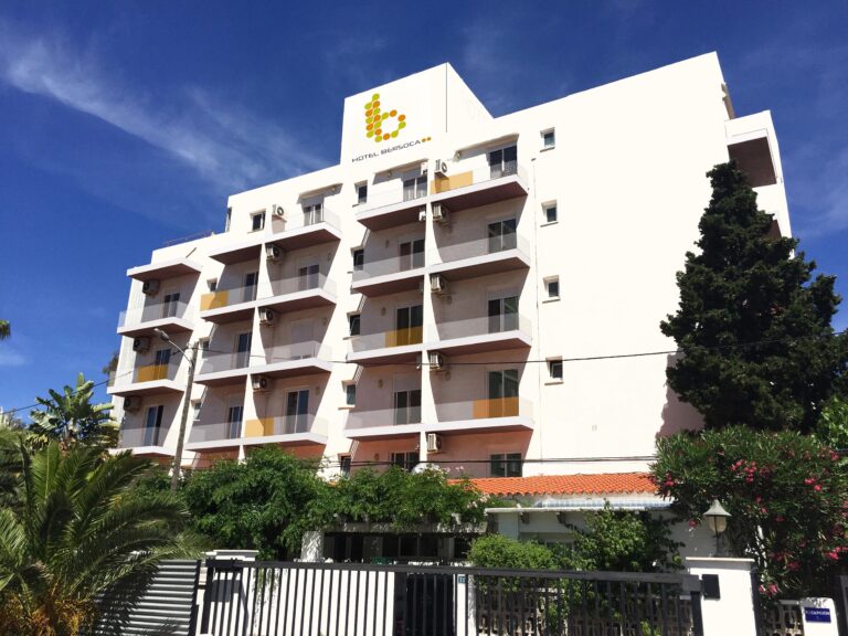 FACHADA Hotel Bersoca nueva